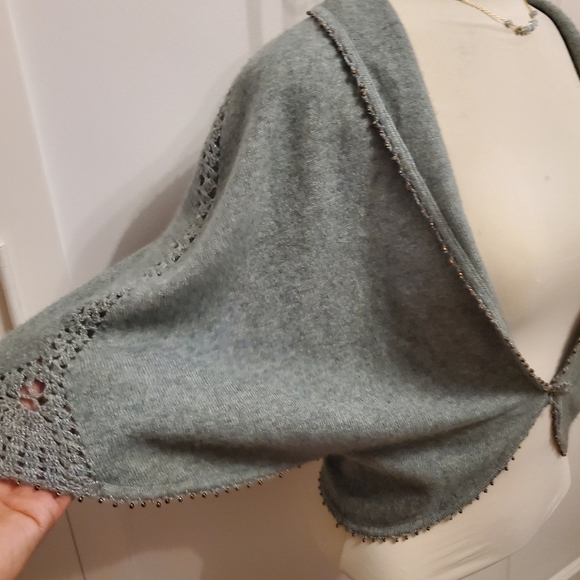 Cashmere sage green cape/vest small - Picture 6 of 8